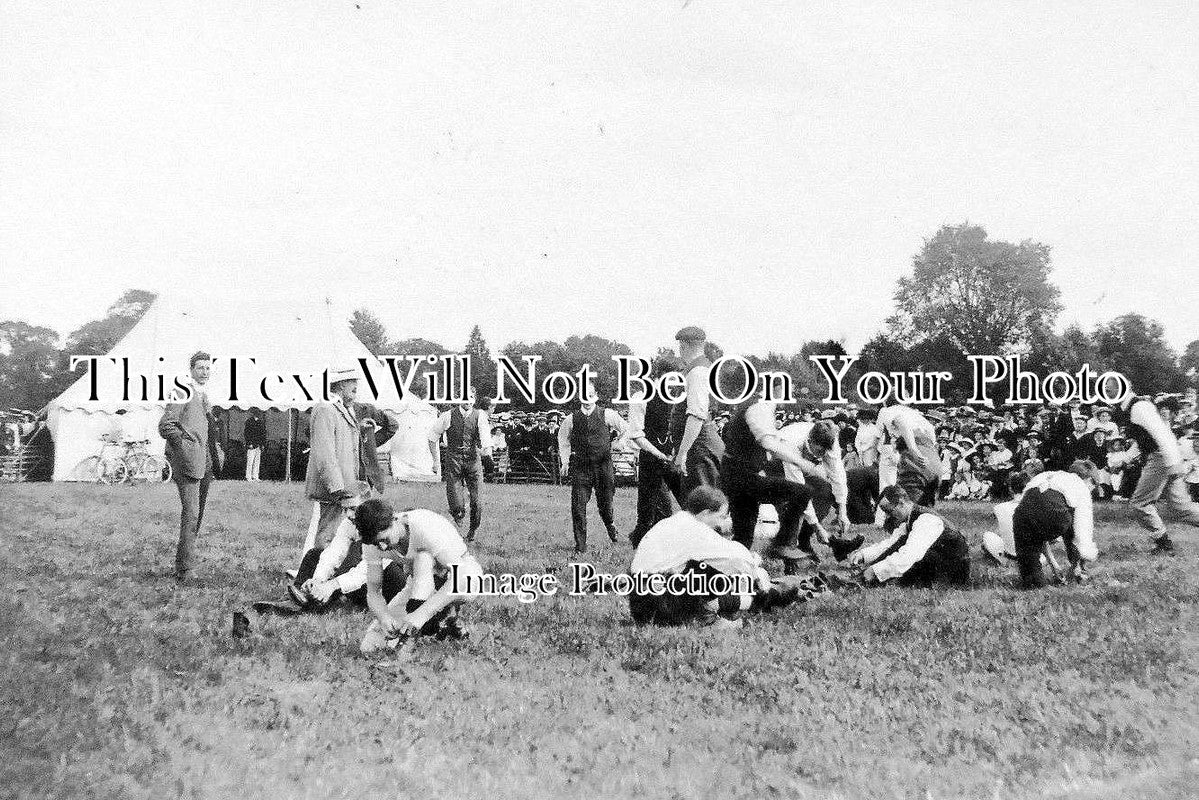 OX 267 - Liberal Fete, Friar Park, Henley On Thames, Oxfordshire