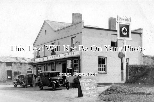 OX 285 - New Inn Public House, Postcombe, Oxfordshire c1930