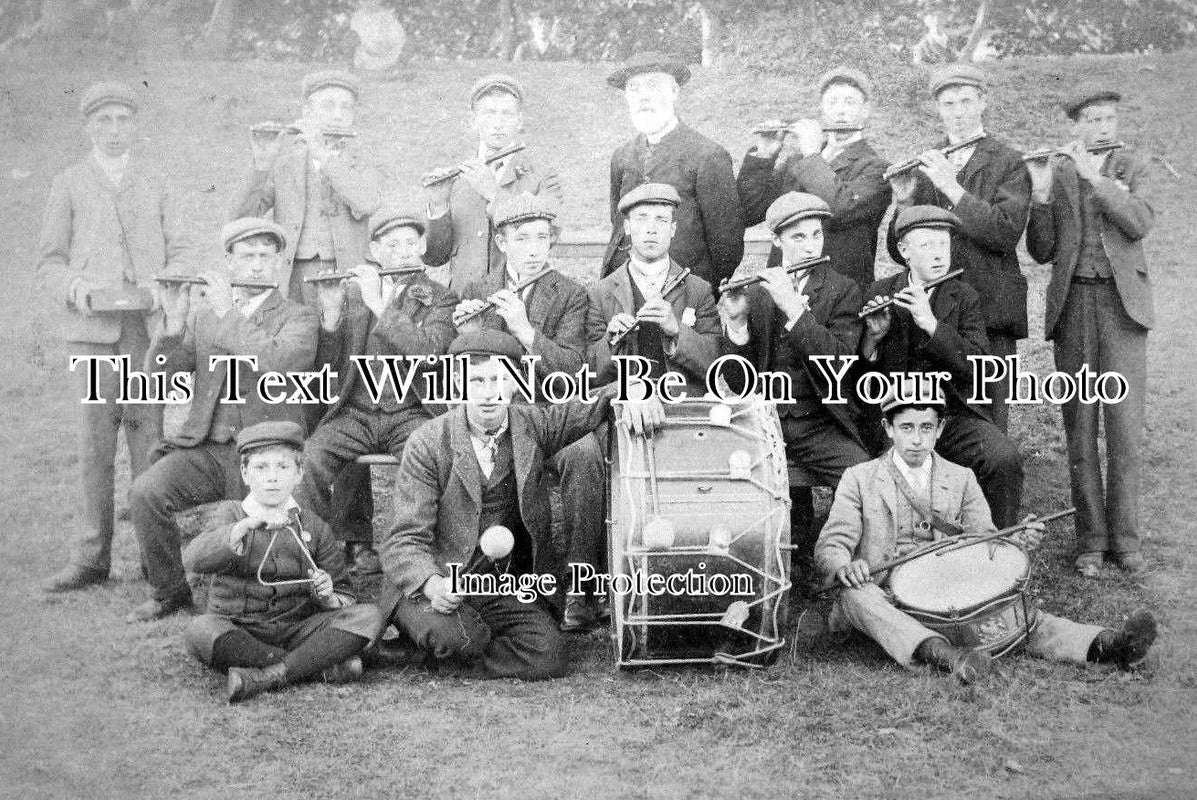 OX 393 - A Band At Deddington, Oxfordshire c1905