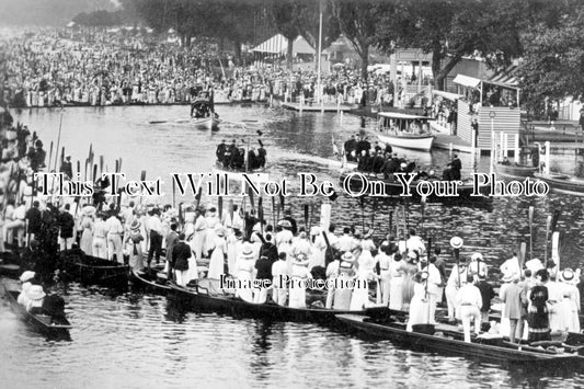 OX 449 - King & Queens State Barge Procession, Henley Regatta, Oxfordshire