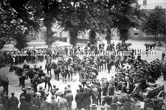 OX 46 - Military Gathering, Banbury, Oxfordshire c1905