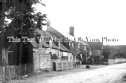 OX 512 - Stonor Village, Oxfordshire