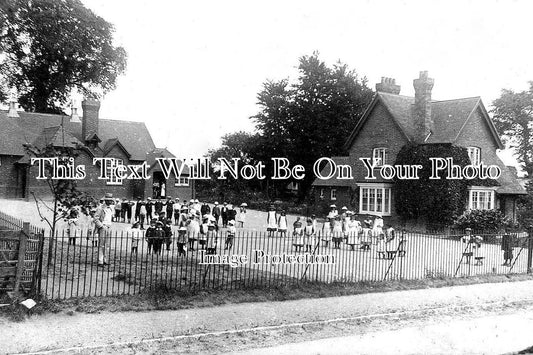 OX 515 - Wallingford School, Oxfordshire c1904