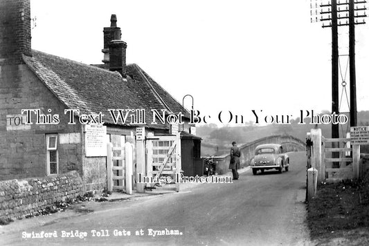OX 730 - Swinford Bridge Toll Gate, Eynsham, Oxfordshire