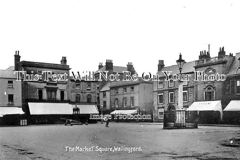 OX 757 - The Market Square, Wallingford, Oxfordshire