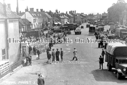 OX 822 - Thame Market, Oxfordshire
