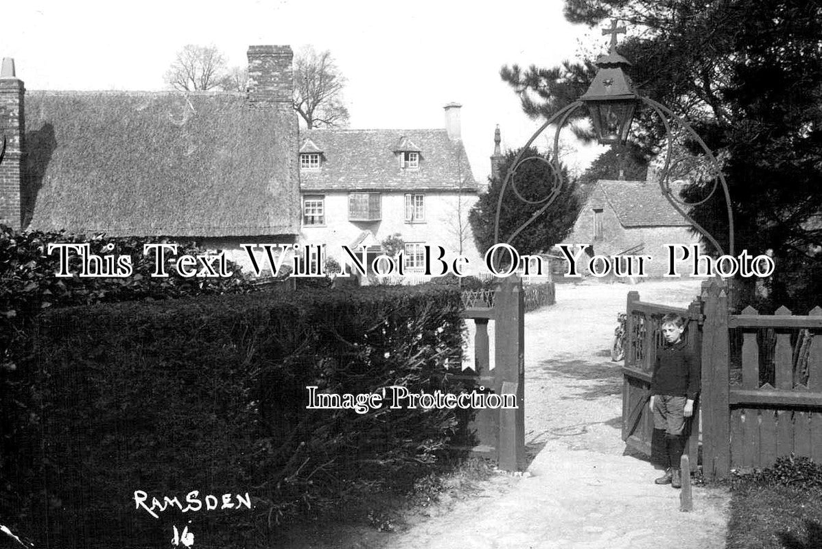 OX 859 - Ramsden, Oxfordshire