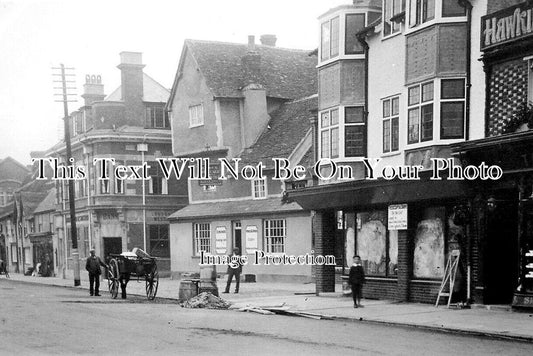 OX 882 - Cornmarket, Thame, Oxfordshire