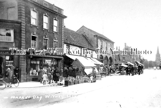 OX 939 - Market Day, Witney, Oxford, Oxfordshire