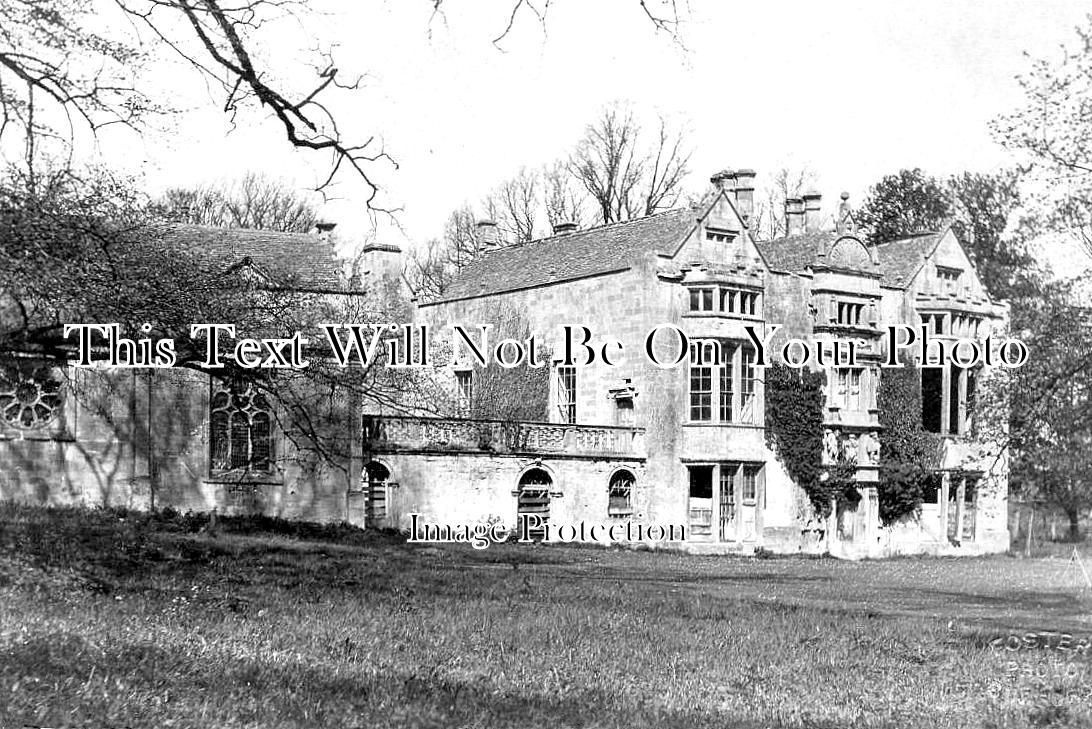 OX 972 - Burford Priory, Oxfordshire