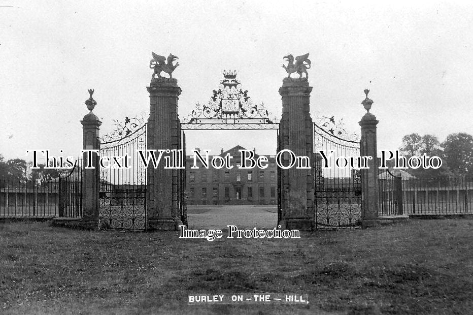 RU 61 - Entrance Gate & House, Burley On The Hill, Rutland