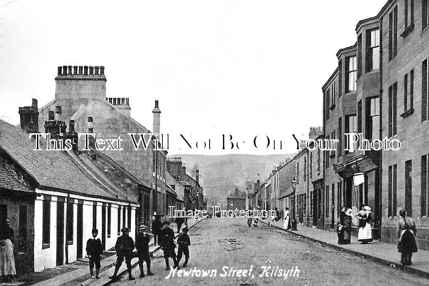 SC 1017 - Newtown Street, Kilsyth, Scotland c1924