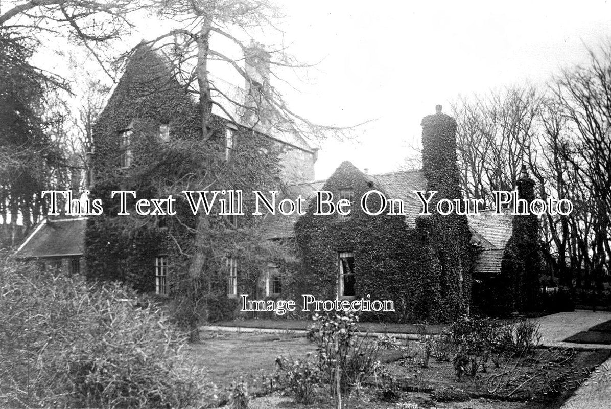 SC 1049 - House At Stonehaven, Scotland c1913