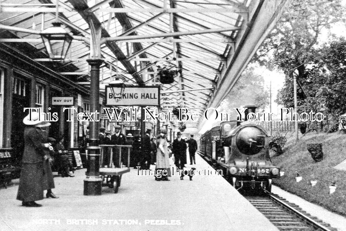 SC 1082 - Peebles Railway Station, Scotland c1930