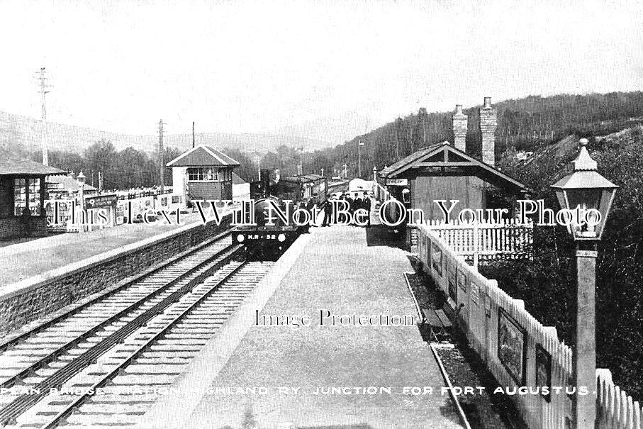 SC 1106 - Spean Bridge Railway Station, Scotland c1906
