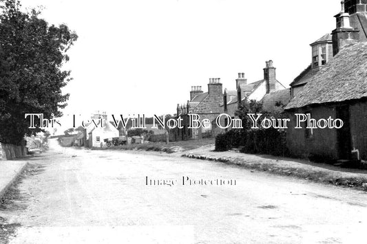 SC 1175 - St Lukes Square, Cuminiestown, Aberdeenshire, Scotland c1922