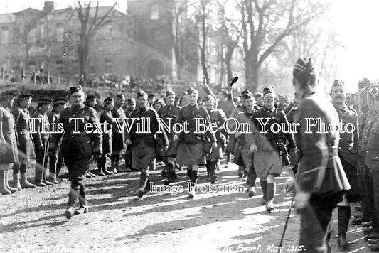 SC 1197 - 6th Gordons Leaving Kieth For The Front, Scotland WW1 1915