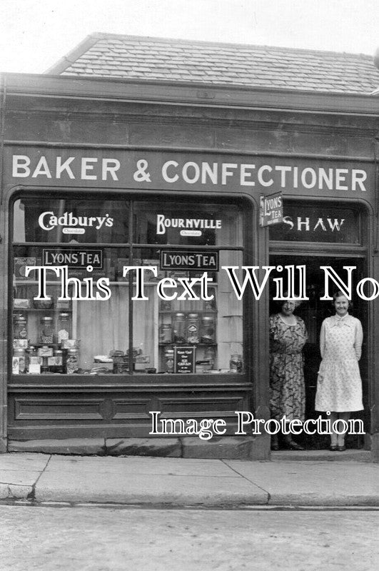 SC 1319 - Shaws Bakers Shop, Perth, Scotland