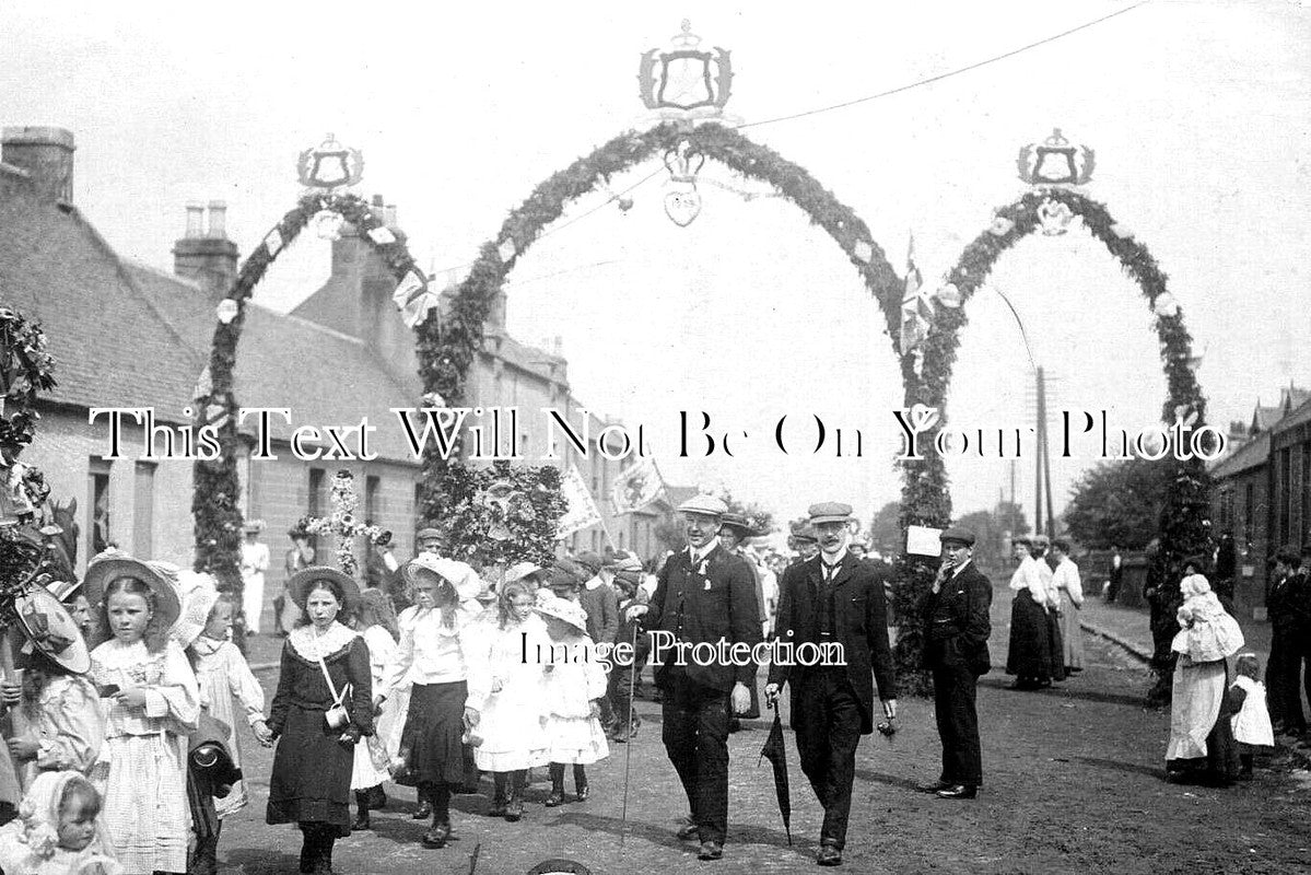 SC 1430 - Street Parade, Whitburn West Lothian, Scotland c1909