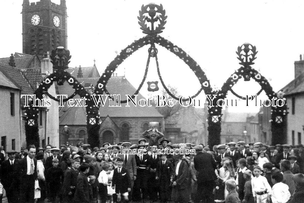 SC 1437 - Bathgate Arches 1st Prize, Scotland 1924