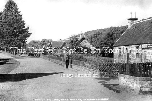 SC 1478 - Tomich Village, Strathglass, Inverness-shire, Scotland c1940