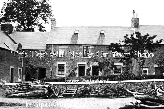 SC 2176 - The Square, Morebattle, Scotland