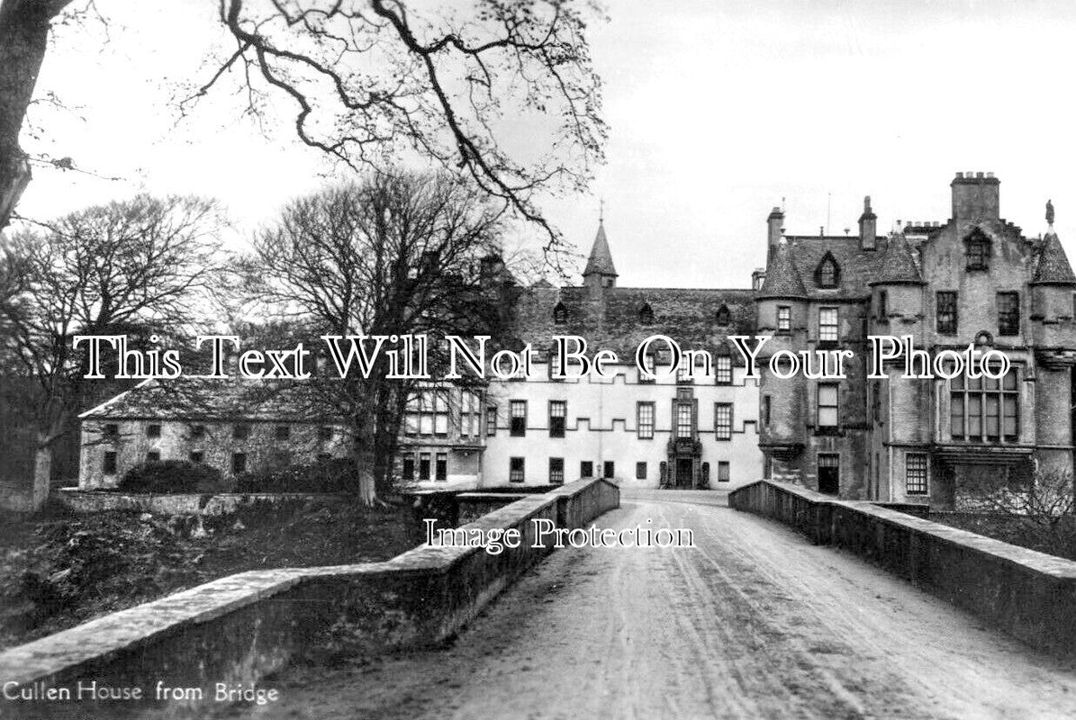 SC 2189 - Cullen House From Bridge, Cullen Moray, Scotland c1934