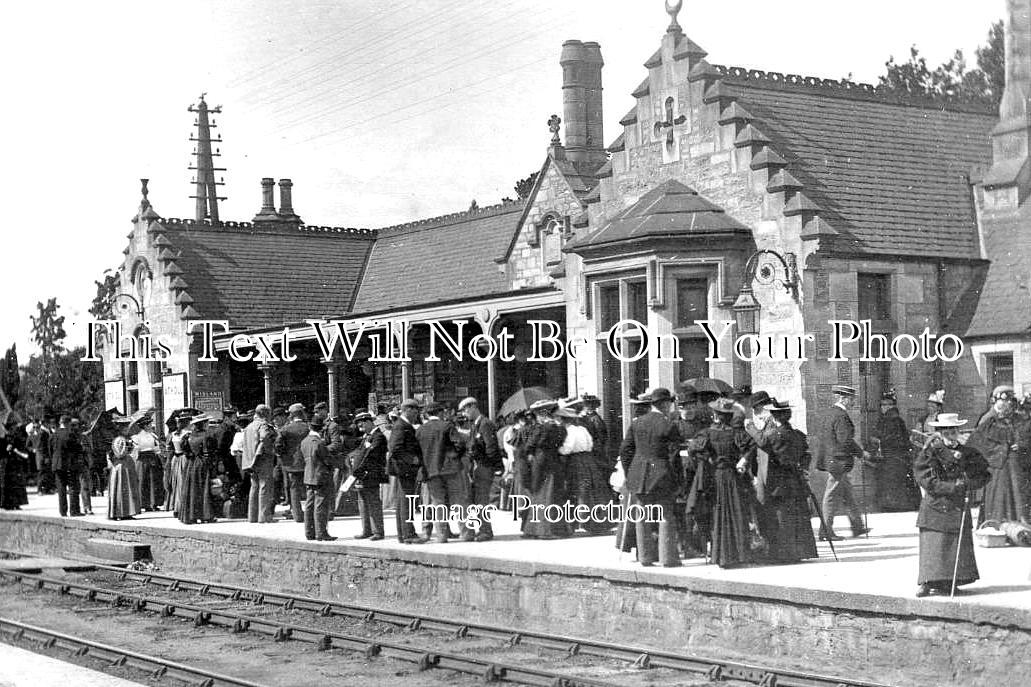 SC 2198 - Pitlochry Railway Station, Perthshire, Scotland