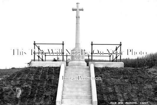 SC 2275 - Holm War Memorial, Orkney Isles, Scotland