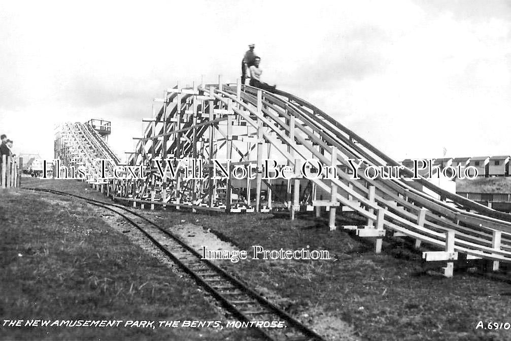 SC 2398 - The New Amusement Park, The Bents, Montrose, Angus, Scotland
