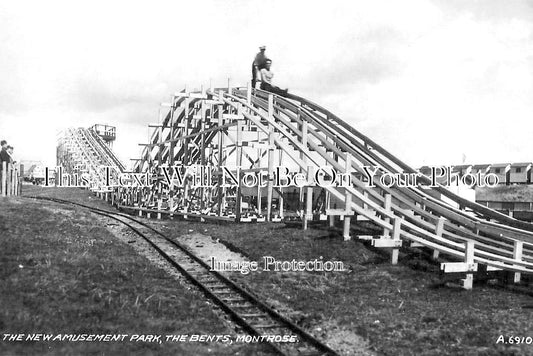 SC 2398 - The New Amusement Park, The Bents, Montrose, Angus, Scotland