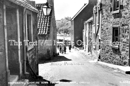 SC 2472 - Shoregate Harbour, Crail, Scotland