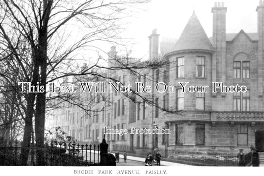 SC 2496 - Brodie Park Avenue, Paisley, Scotland