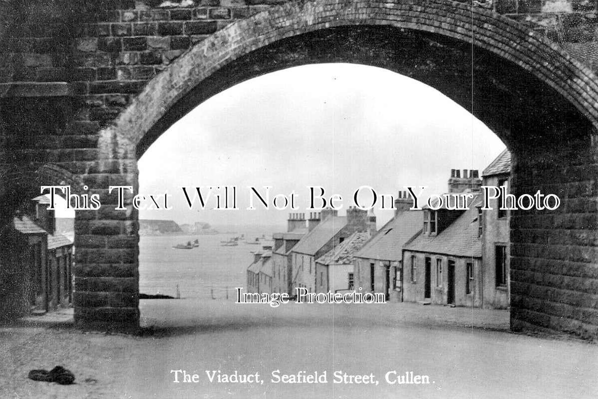 SC 2757 - The Viaduct, Seafield Street, Cullen, Scotland