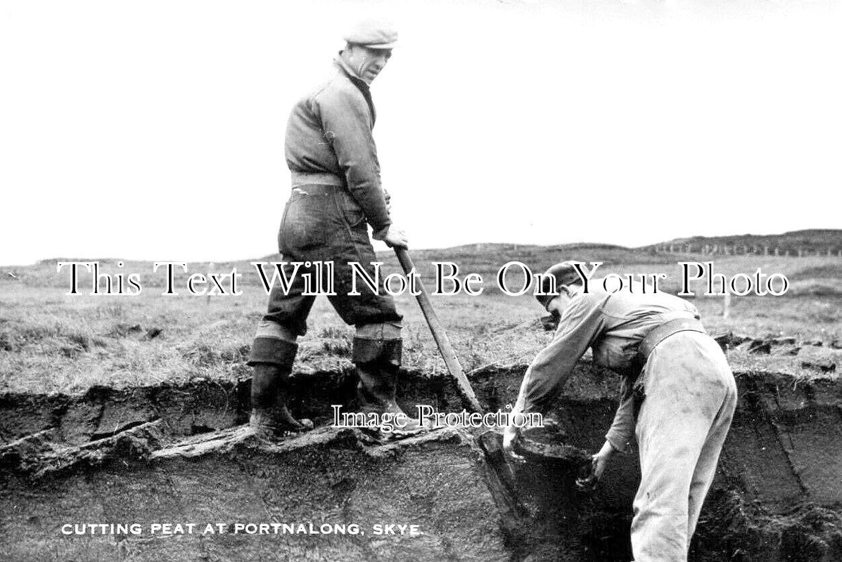 SC 2765 - Cutting Peat At Portnalong, Scotland c1950