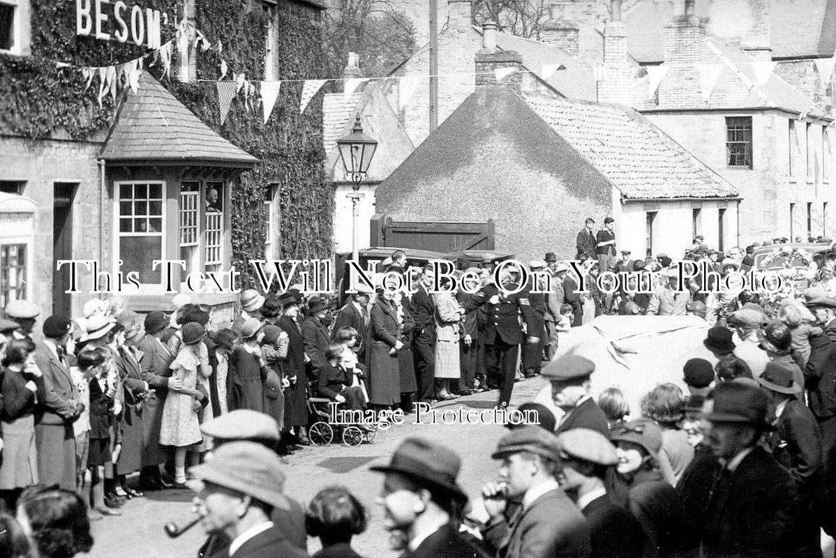 SC 2772 - Jubilee Day Procession, Coldstream, Berwickshire, Scotland c1934