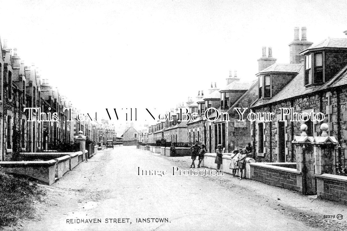 SC 2812 - Reidhaven Street, Ianstown, Scotland c1920