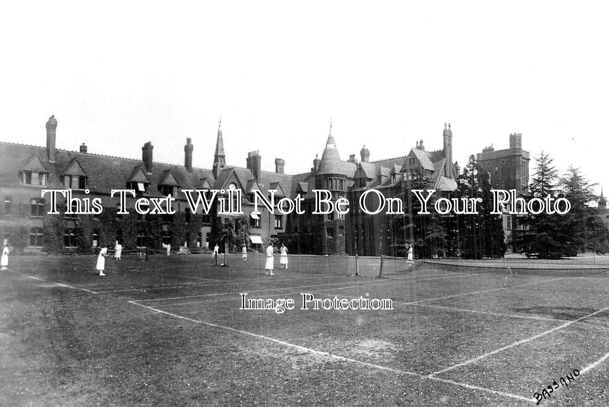 SC 291 - Tennis Courts, Girton College, Cambridge, Cambridgeshire c1920