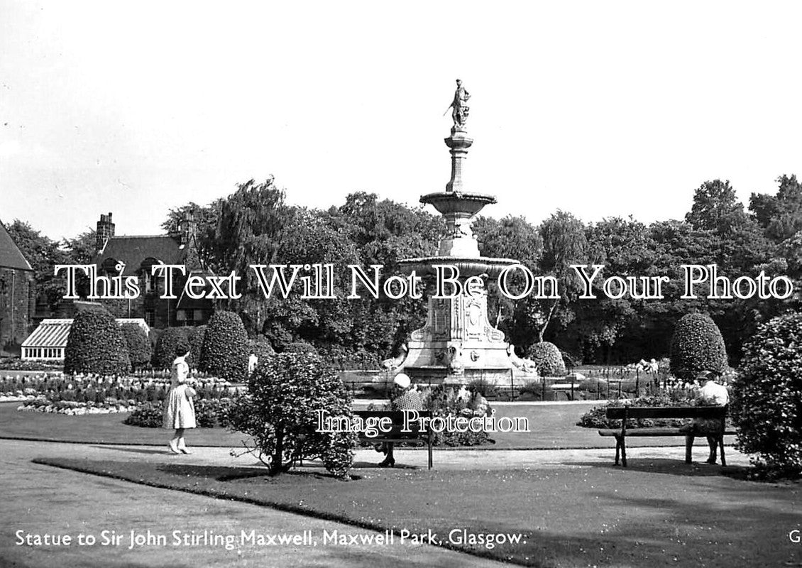 SC 295 - Sir John Stirling Maxwell Statue, Park, Glasgow, Scotland