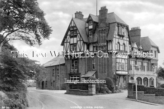 SC 3071 - Lundin Links Hotel, Fife, Scotland