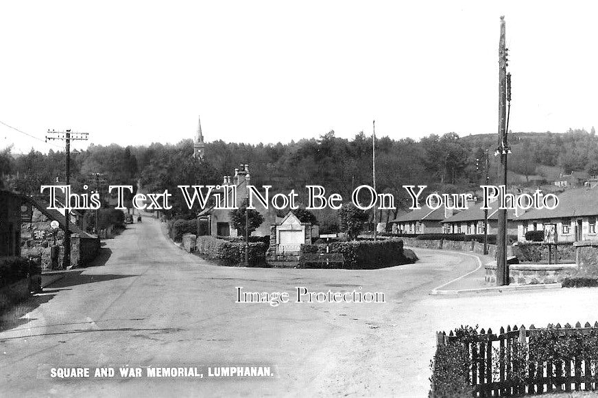 SC 3158 - Square & War Memorial, Lumphanan, Scotland