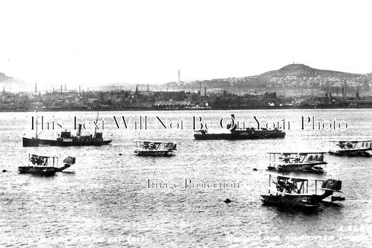SC 327 - Flying Boats On River Tay, Newport, Dundee, Scotland c1936