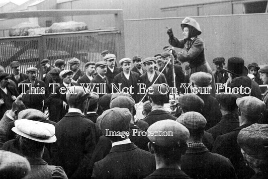 SC 3348 - Suffragette Annot Robinson At Montrose, Angus, Scotland