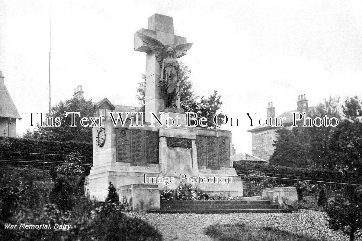 SC 3376 - Dalry War Memorial, Ayrshire, Scotland