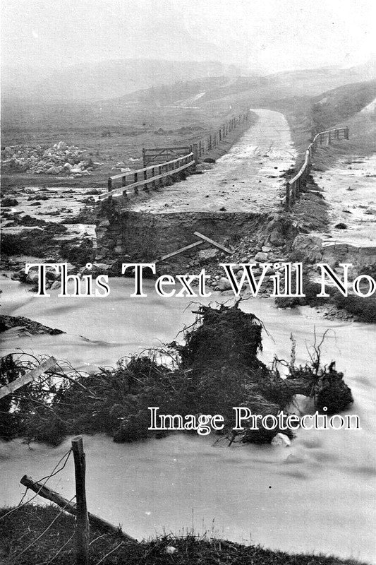 SC 3397 - Carrbridge Floods, Scotland c1923