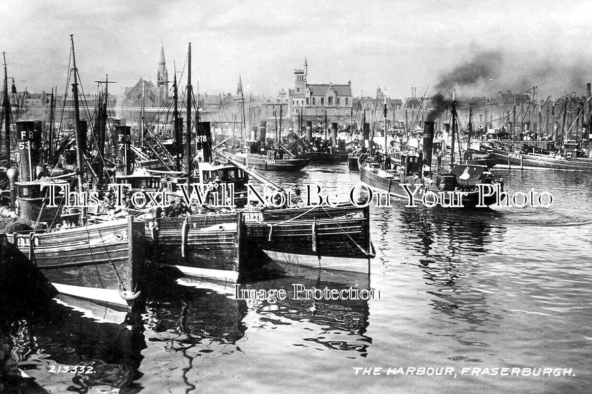 SC 3434 - The Harbour, Fraserburgh, Aberdeenshire, Scotland c1936