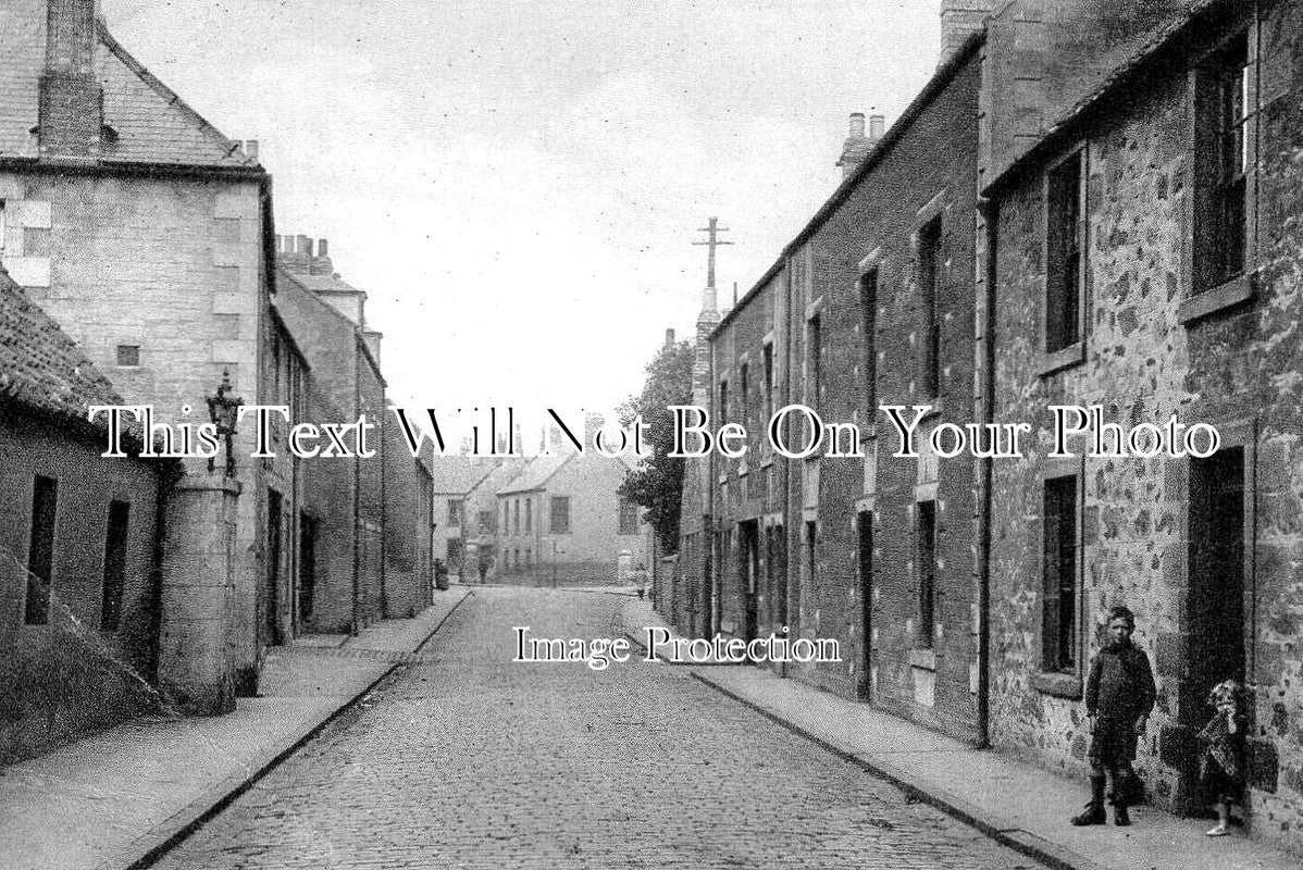 SC 3532 - Church Street, Eyemouth, Scotland c1923