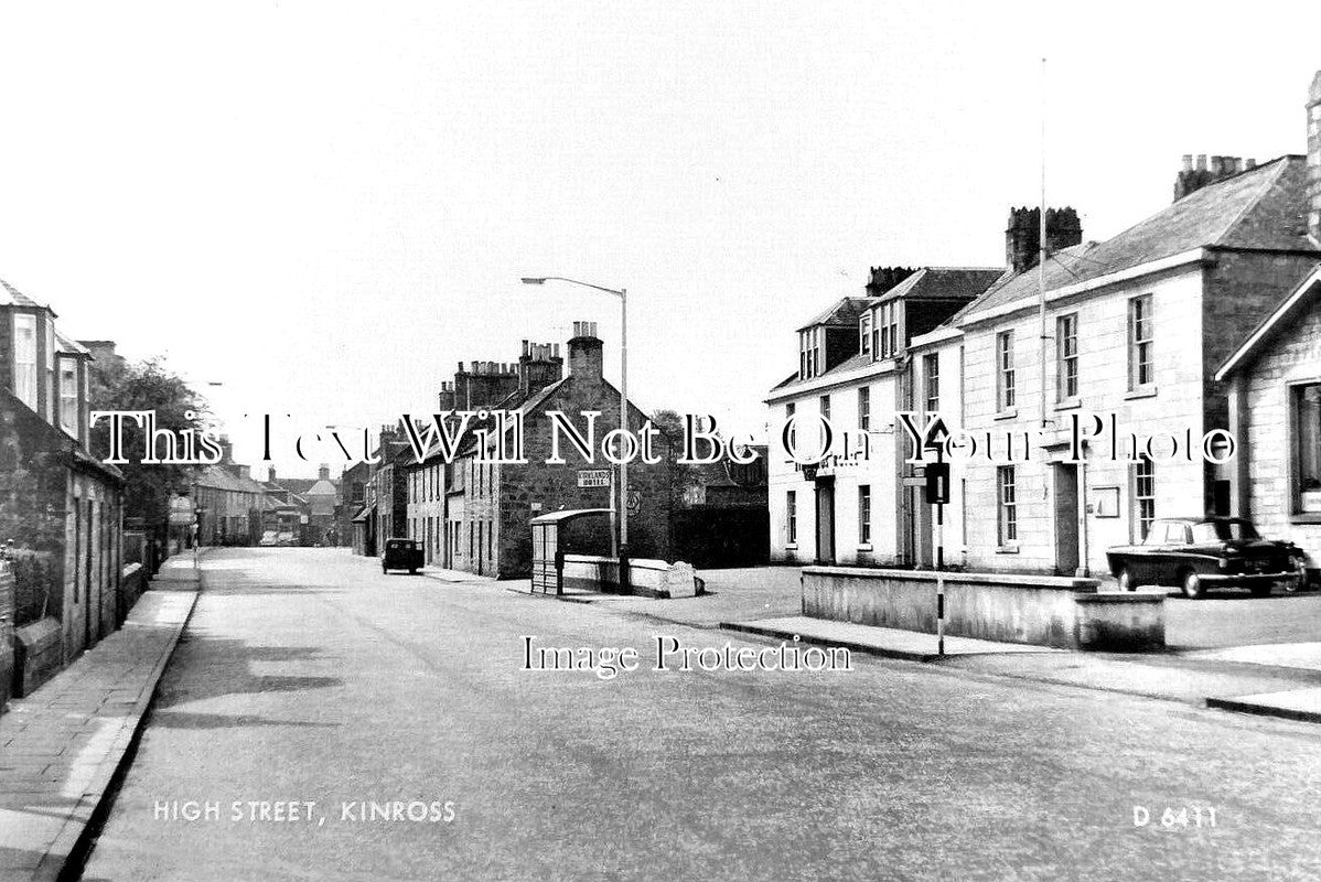 SC 3596 - High Street, Kinross, Scotland