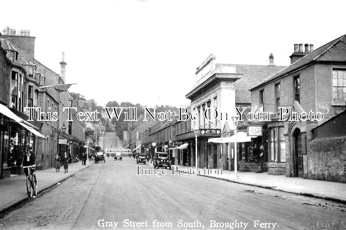 SC 36 - Gray Street, Broughty Ferry, Scotland c1946