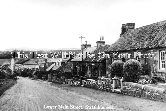SC 3609 - Lower Main Street, Strathkinness, St Andrews, Fife, Scotland c1920